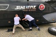 Ausflug in den Quirinalspalast - Reifenpanne am Stuttgarter Bus ist schnell beseitigt